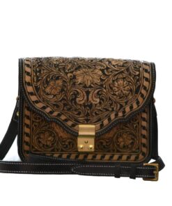 Legiovi woman carving bag