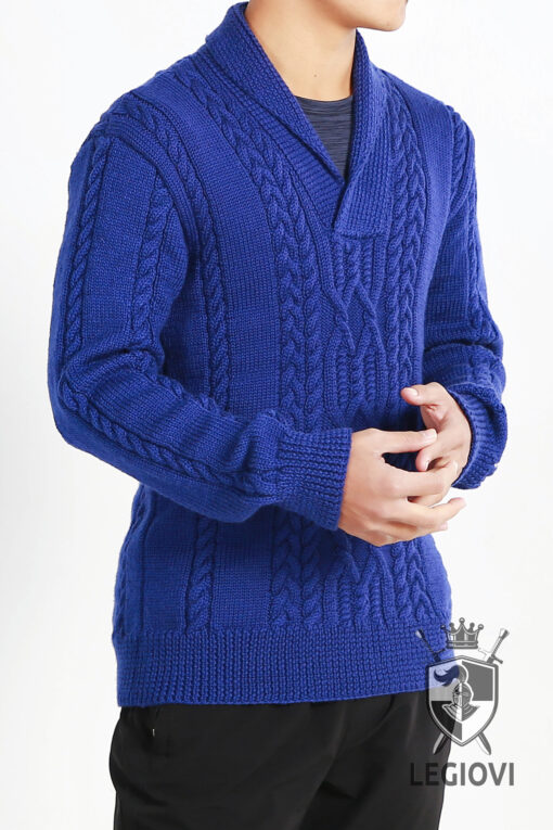 LEGIOVI Hand knitted wool sweater